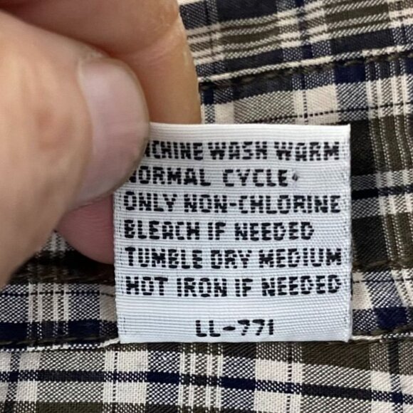 Vintage Levi's Mens Shirt Large Red Tab Long Sleeve Plaid Button-Down Casual Y2K - Picture 6 of 12